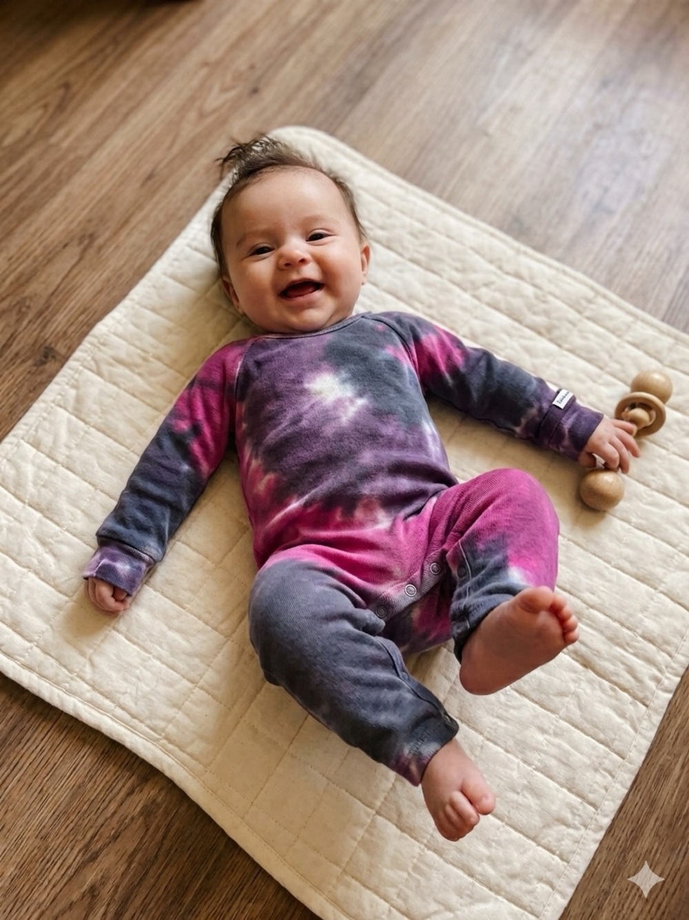 Splendid New Tie-Dye Long Sleeve Baby One-Piece Romper in Purple & Pink